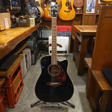 Guitarra eléctrica acústica YAMAHA FGX730SC (cuero gestionado)