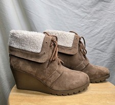 Nautica Rendon Brown Ankle Boots Wedge Faux Suede Sherpa Lined Folded Women's 7