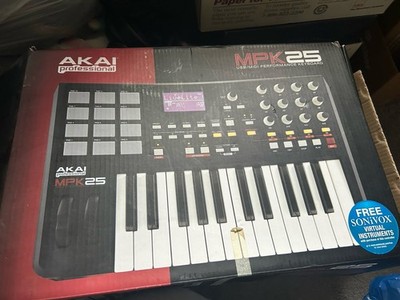 Akai Professional MPK 25 Keyboard