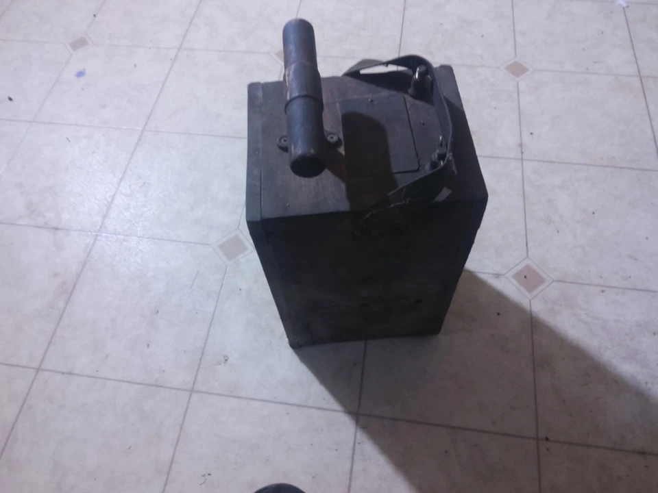 复古杜邦编号 3a爆破机 — 第 4/4 张图片