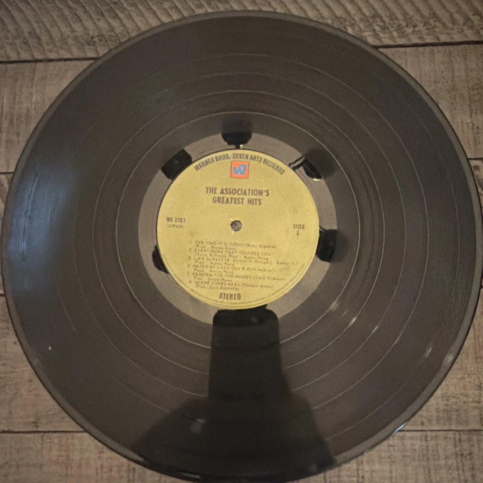 Vinyl LP The Association " Greatest Hits! " 1967 Tamerlana Records - Image 3 of 4