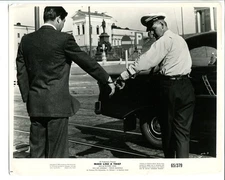 Man On A String-8x10-B&W-Still-Drama