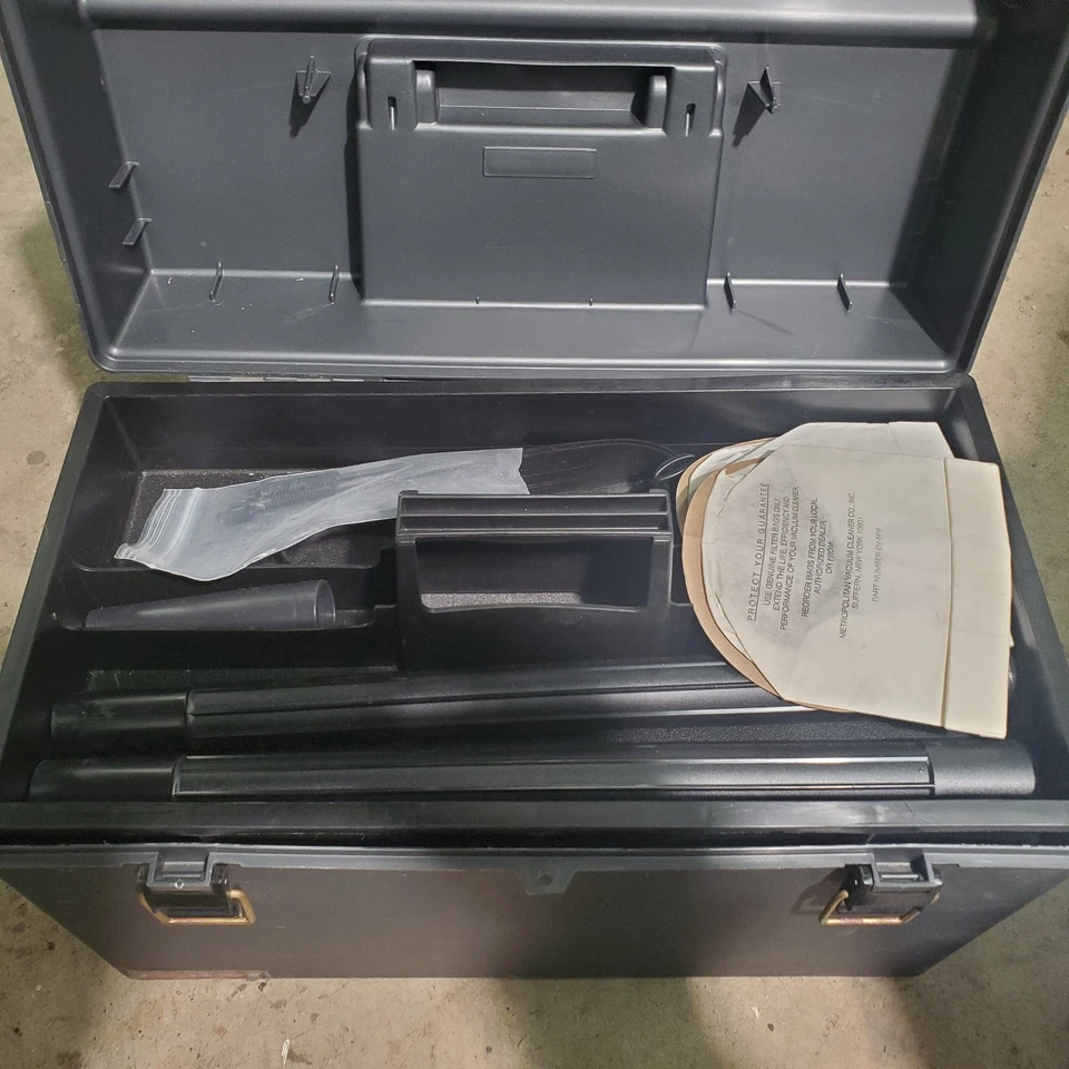 Metro DataVac Pro 3 MDV-3 Handheld Vacuum Cleaner Full Kit - Image 3 of 3