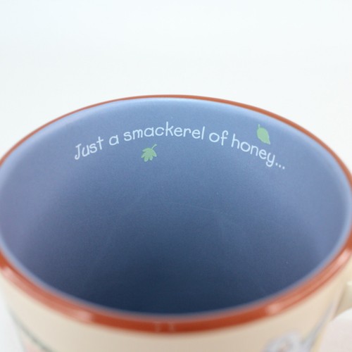 Taza de café de colección de Walt Disney World Winnie the Pooh Just A Smackerel of Honey - Imagen 6 de 9