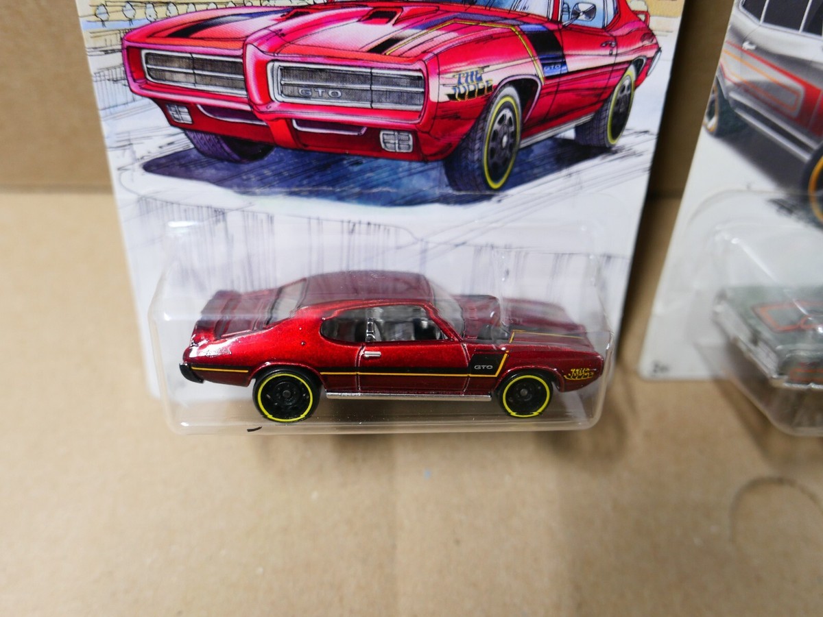 Hot Wheels S-TH '69 ポンティアック GTO Hot Wheels 69 1969 Pontiac GTO Judge Red + 67 1967 GTO