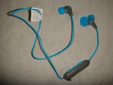 JLABS JBUDS PRO BLUETOOTH WIRELESS SIGNATURE EARBUDS BLUE (L37)