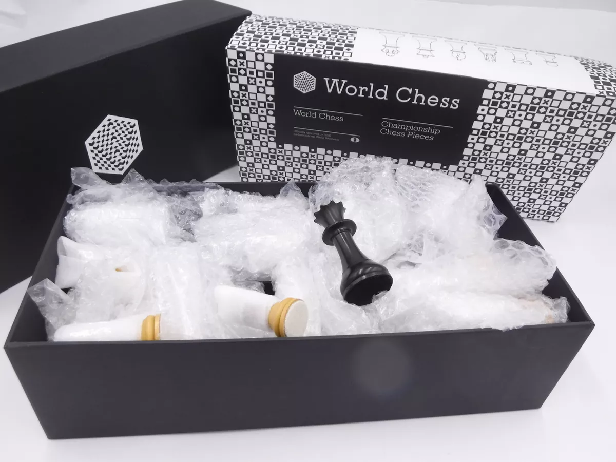 Official World Chess Championship Chess Set (Board & Pieces)