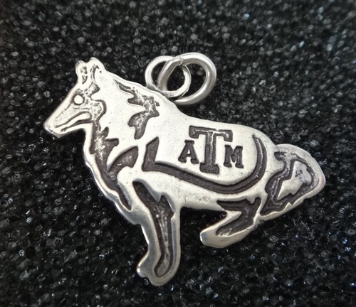 Sterling Silver Texas A&M University ATM Aggie Corps of Cadet Reveille Charm - Picture 3 of 3