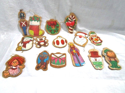 Vtg Balsa Wood Christmas Ornaments Lot of 15