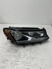 2016 2017 2018 2019 Volkswagen Passat Halogen Headlight Right RH Side OEM Light