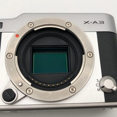 Fujifilm Fuji X-A3 XA3 24.2MP Mirrorless Digital Camera Silver