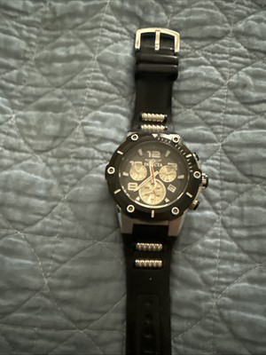 Invicta Speedway Men's Chronograph Quartz Watch (Model 22235)