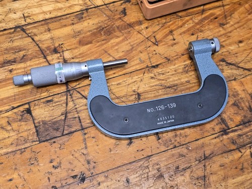 Mitutoyo 2-3" Thread Pitch Micrometer 126-139 With Case No Anvils - Picture 5 of 8
