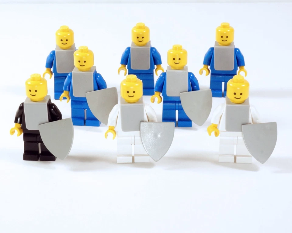 LEGO Classic Yellow Castle (375-2 / 6075 with manual; partial minifigures) - Image 2 of 4