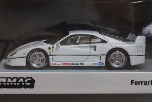 T64R-076-WH Tarmac Works 1:64 Ferrari F40 Lightweight White - Picture 4 of 5