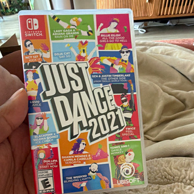 Ubisoft Just Dance 2021 Nintendo Switch w/ Case, Cartridge, Online, E NTSC