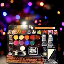 Happy Halloween Deluxe Makeup Kit Mixing Pallete Fake Blood & Makeup - SEALED