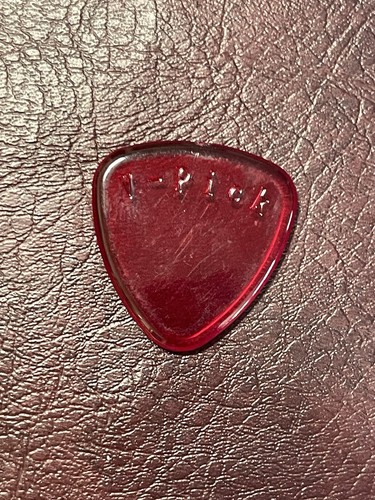 Carlos Santana Guitar Pick Concert Tour Stage Used V-Pick 8/28/24 Kia Forum RARE - Picture 5 of 8