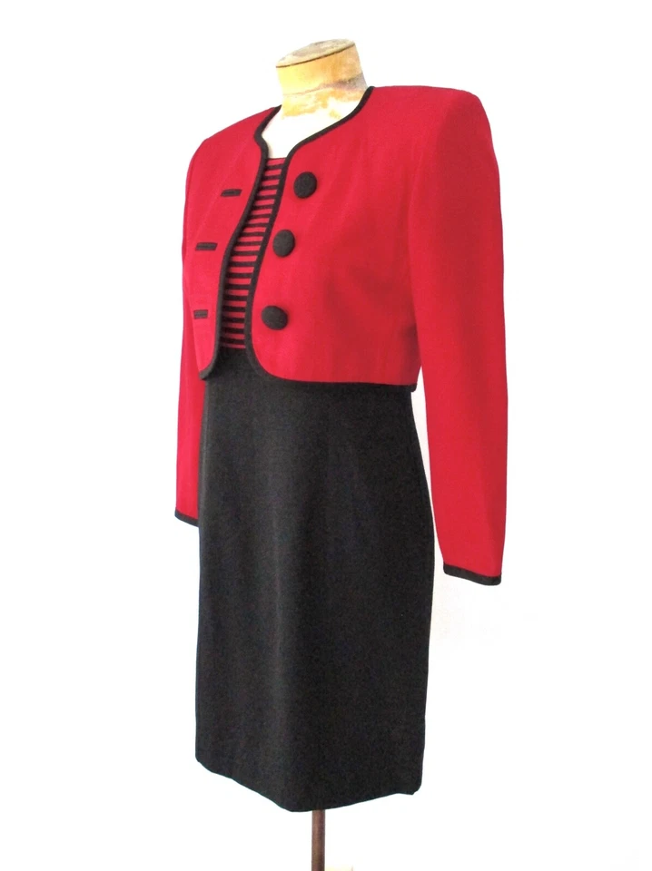 De Colección Años 80 Rojo Negro Rayas 2 Piezas Chaqueta Corta Vestido Secretaria Traje Hombros Grandes 4P Foto 2 de 4