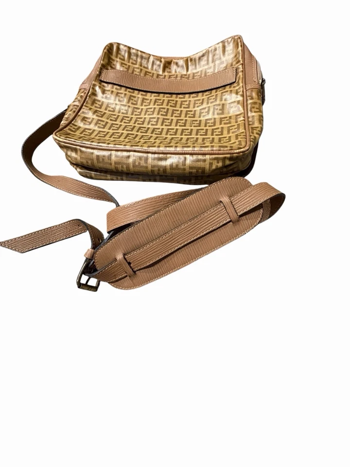 Bolso de Hombro FENDI Logo Patrón Zucca Recubrimiento Lona Cuero Marrón Foto 4 de 4