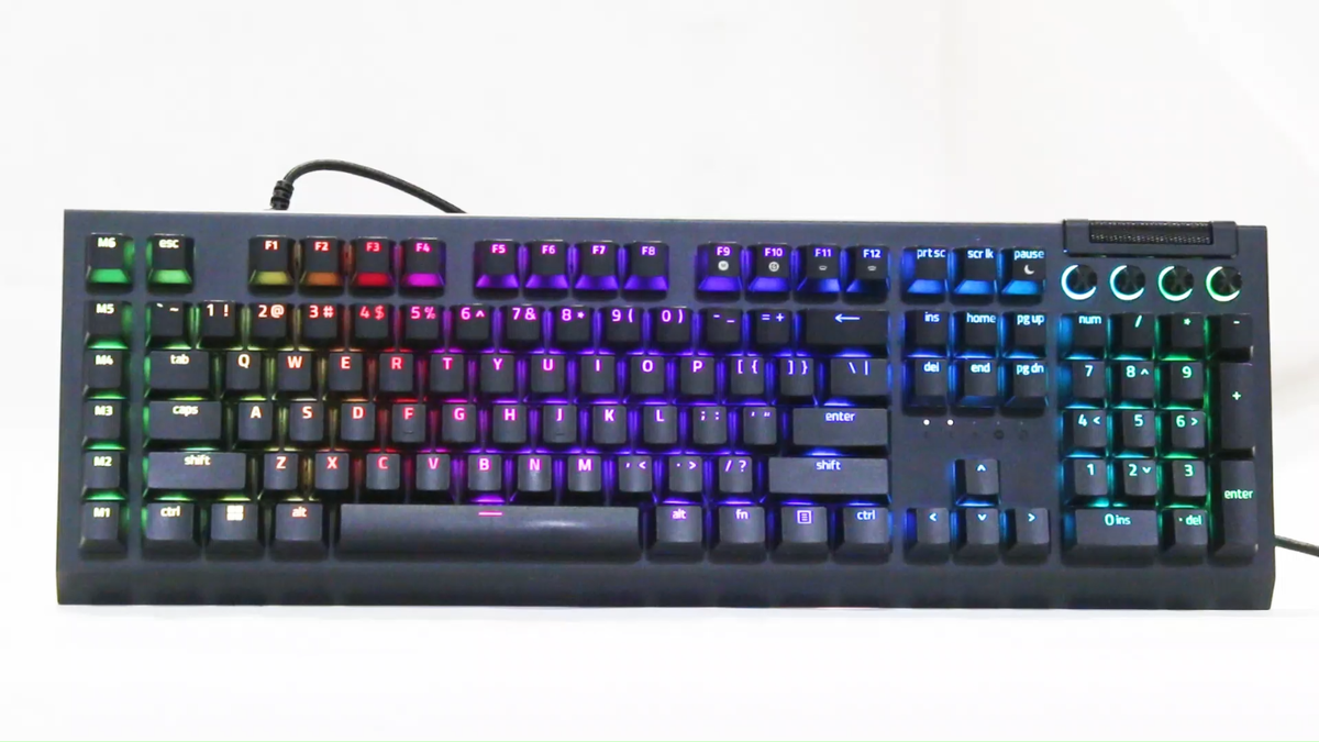 Razer BlackWidow V4 Pro Wired Tactile Clicky Green Switch