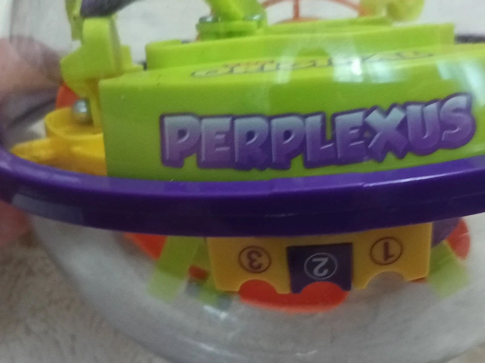 ORIGINAL 3D Puzzle Ball Maze Game Brain Teaser SpinMaster Perplexus Learning toy - Image 4 of 4