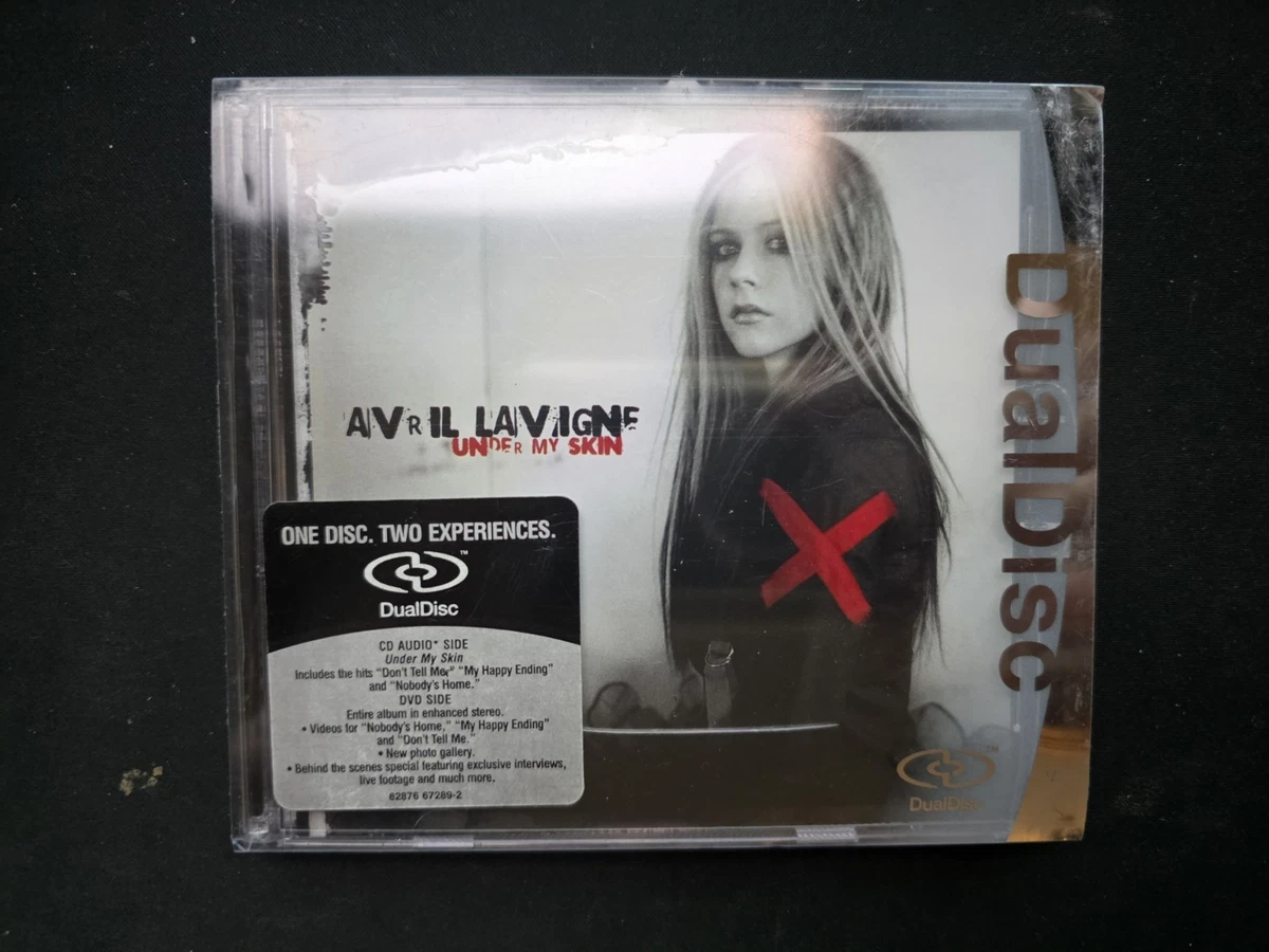Avril Lavigne Memorabilia for sale | eBay