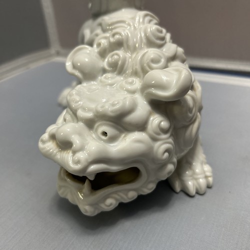 🐲Vintage OMC Otagiri White Foo Dog Porcelain Figurine 6” T x 7” L Japan - Picture 8 of 12