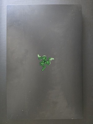 Razer Blade 15 Base 144Hz FHD i7-9750H 16GB 512GB SSD RTX 2060