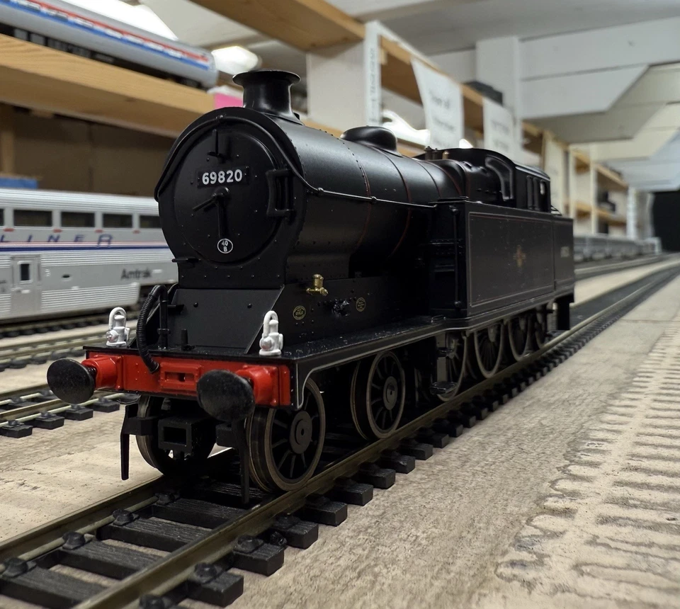 Sonic Models S4101-08 OO GCR/LNER Class A5 'Robinson' 4-6-2T BR LATE CREST 69820 - Image 4 of 4