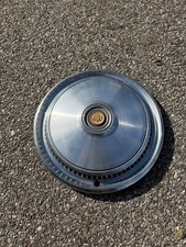 One Factory 1975 To 1979 Chrysler Cordoba Diplomat 15 Inch Hubcap Wheel Cover One Factory 1975 To 1979 Chrysler Cordoba Diplomat 15 Inch Hubcap Wheel Cover