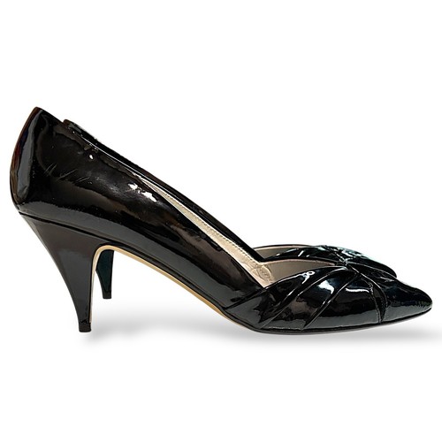 VTG Caressa Women’s Black Patent Leather Kitten Heels 8N Pointed Toe Pumps Spain - Picture 4 of 11