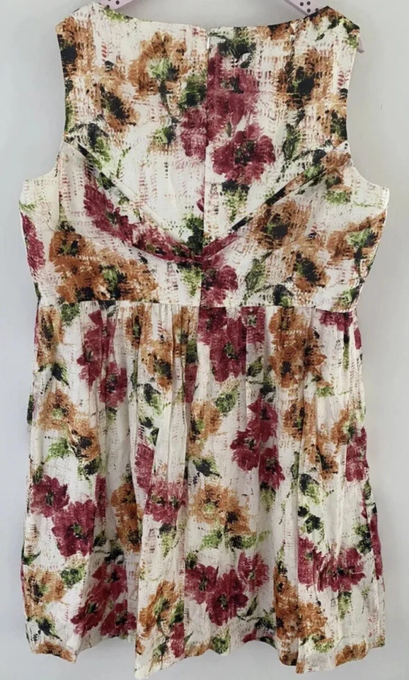 Suzi Chin Floral Sleeveless Dress V-neck Fit and Flare Size 24 - Image 3 of 4
