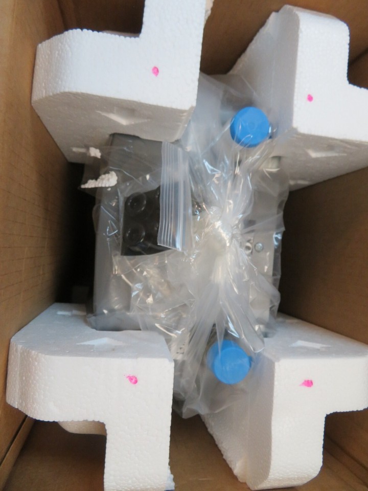 A.O. SMITH R2VR180E 18 KW 240V LECTRIC TANKLESS WATER HEATER 1055543