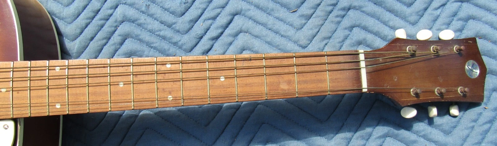 Picture 2 of 11