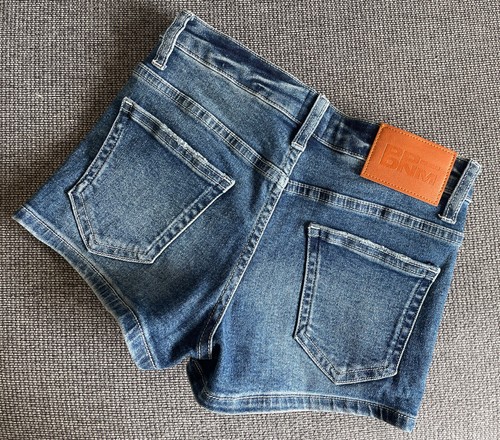Princess Polly Blue Stretch Denim Shorts - Size AU 4 / EU 32 - Worn Once - Picture 4 of 4