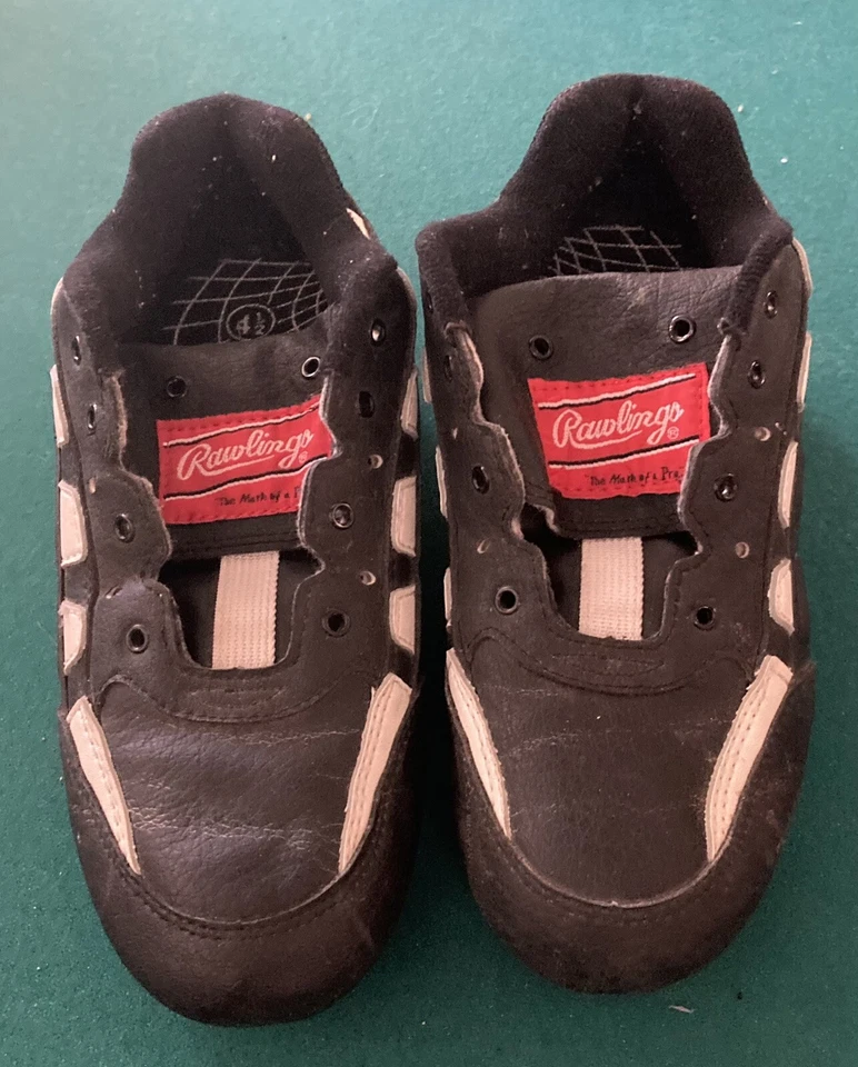 Botines de béisbol juveniles Rawlings talla 4,5 color blanco y negro ¡en excelente estado! Foto 2 de 4