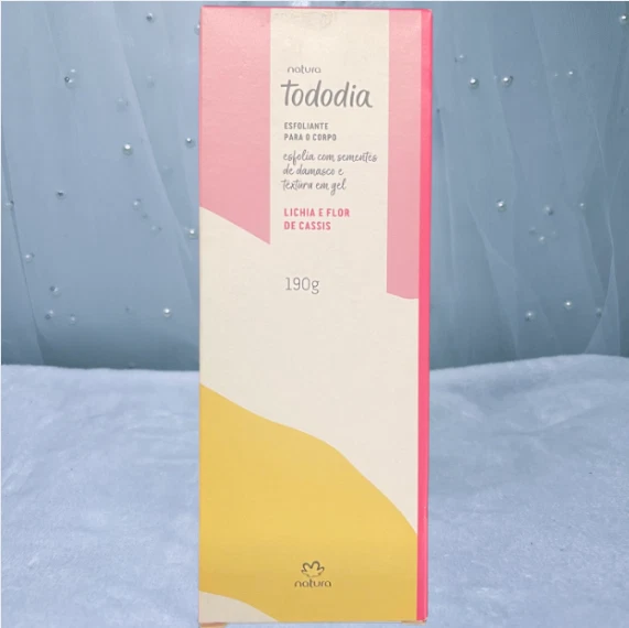 Exfoliante 下士 Tododia Lichia/Casis 身体磨砂荔枝和黑醋栗 10/25 — 第 4/4 张图片