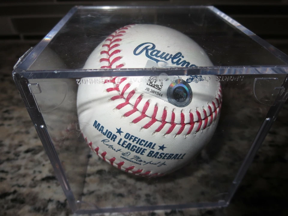 Yasmany Tomas Arizona Diamondbacks Major League Baseball Autograph MLB JB381344 - Image 3 of 4