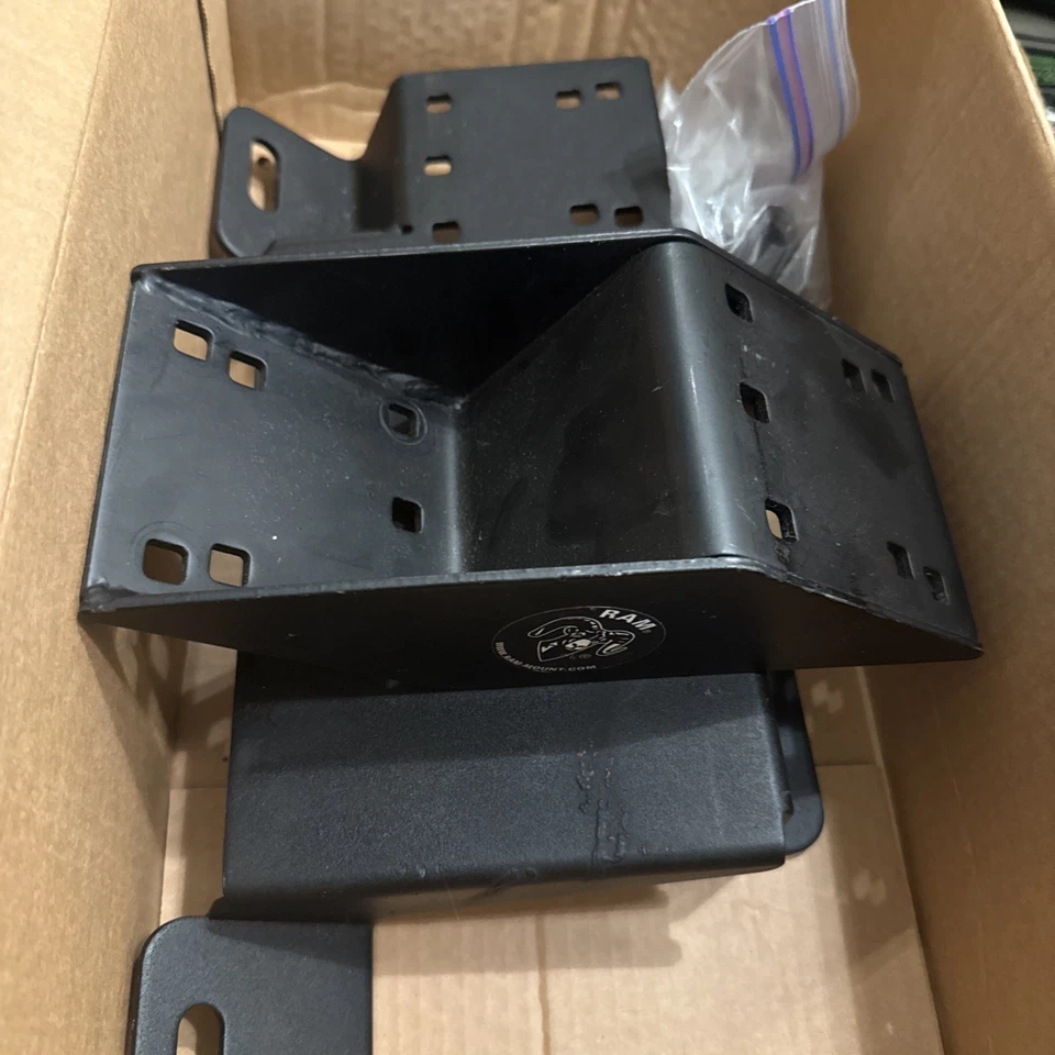RAM Mount No-Drill Custom Laptop Mount Base '97-03 Ford F-150 RAM-VB-110 - Image 2 of 2