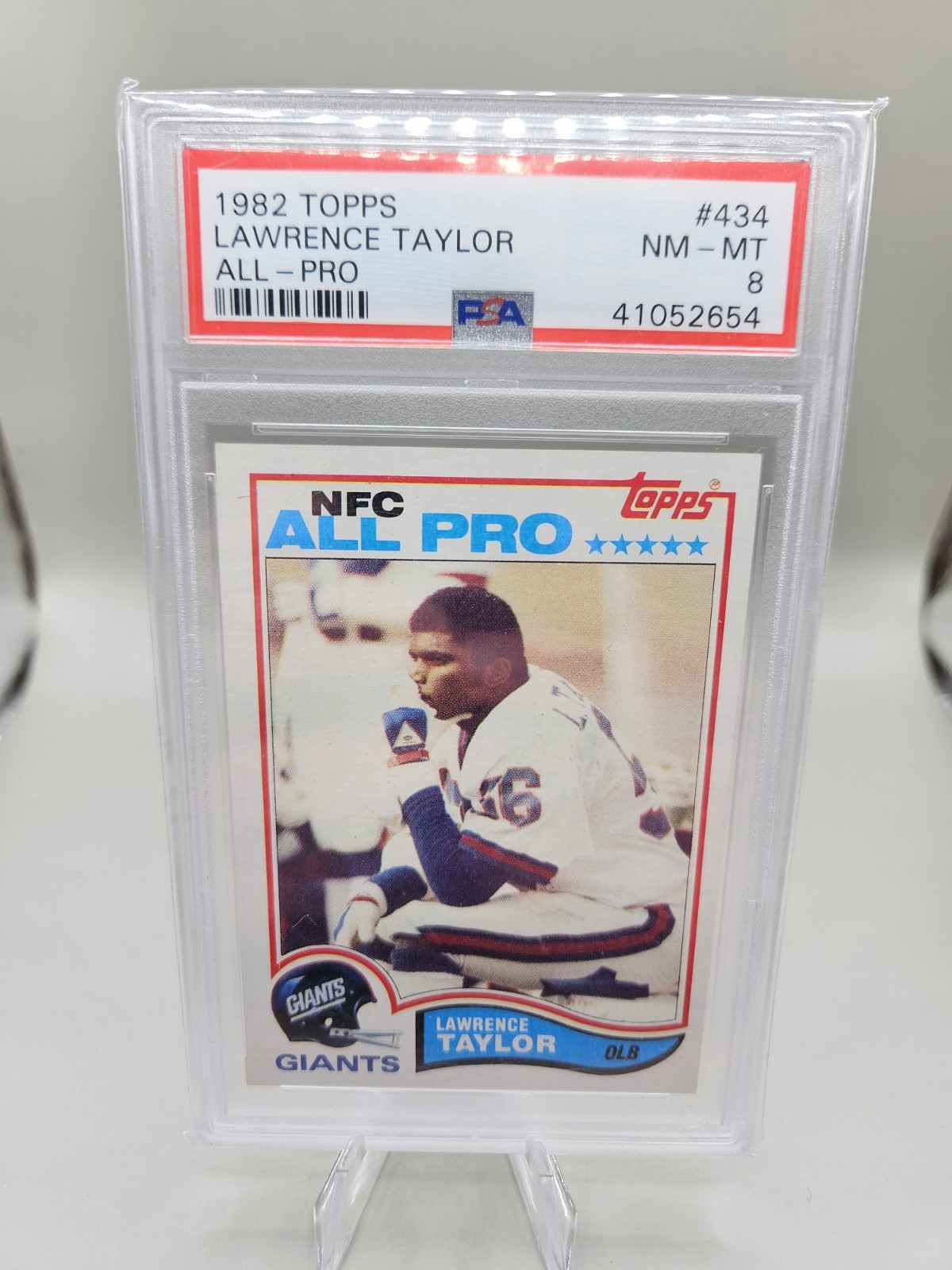 1982 Topps - Lawrence Taylor #434 (RC) PSA 8 New York Giants