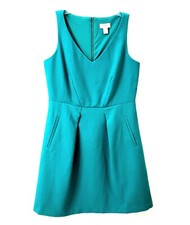 Ann Taylor Loft Size 8 Women Green Sleeveless V Neck Pleated Dress