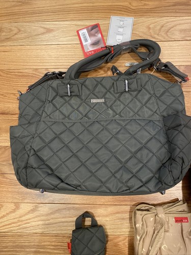 StorkSak Navy Quilted Large Diaper Tote Bag, Cooler bag, pacifier case - Picture 5 of 13