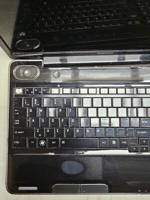 Toshiba Harman Kardon Laptop - Core 2 Duo - NO HDD/RAM/OS - Broken
