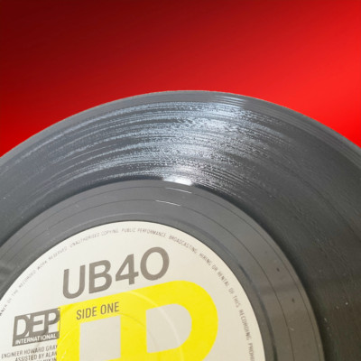 UB40 Red Red Wine 7'' Vinyl Single 1983 DEP International DEP 7 Reggae Classic