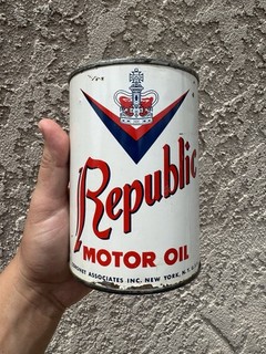 Republic Motor Oil Can RARO New York Motor Oil Quart Can Coronet Motor Oil Can