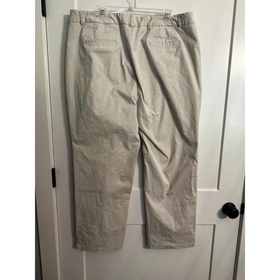 Dockers Pants Womens 22W-24W? See Photos For Measurements Chino Wide Leg Stretch - Image 3 of 4