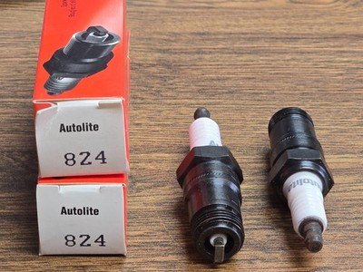 2 New OEM Genuine Autolite spark plugs 824
