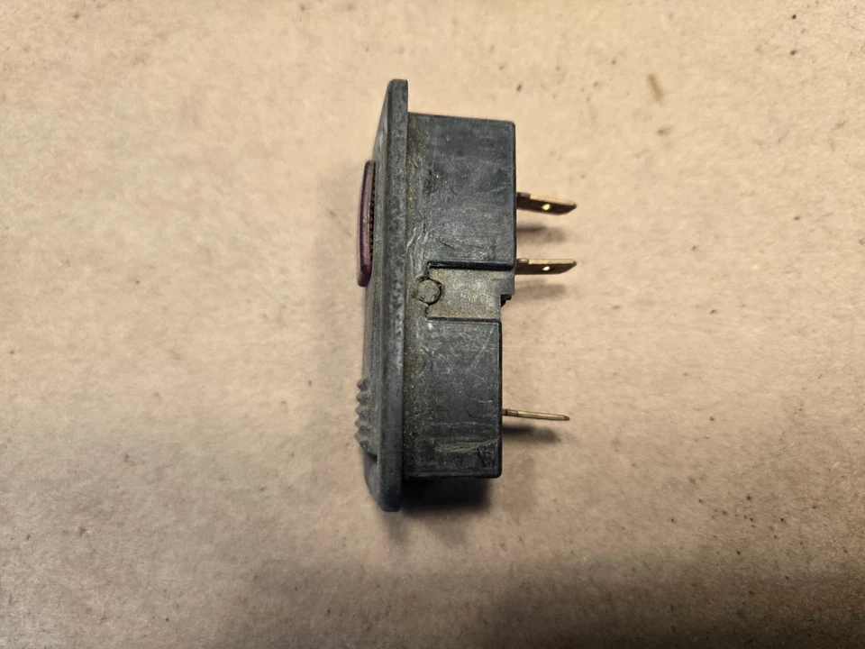 Interruptor de luz de retención de freno MG MGB Midget 39212 Foto 2 de 4