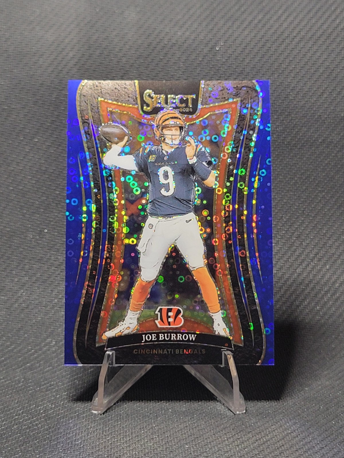 2024 Panini Select Suite Level Joe Burrow #393 Blue Disco Prizm /25